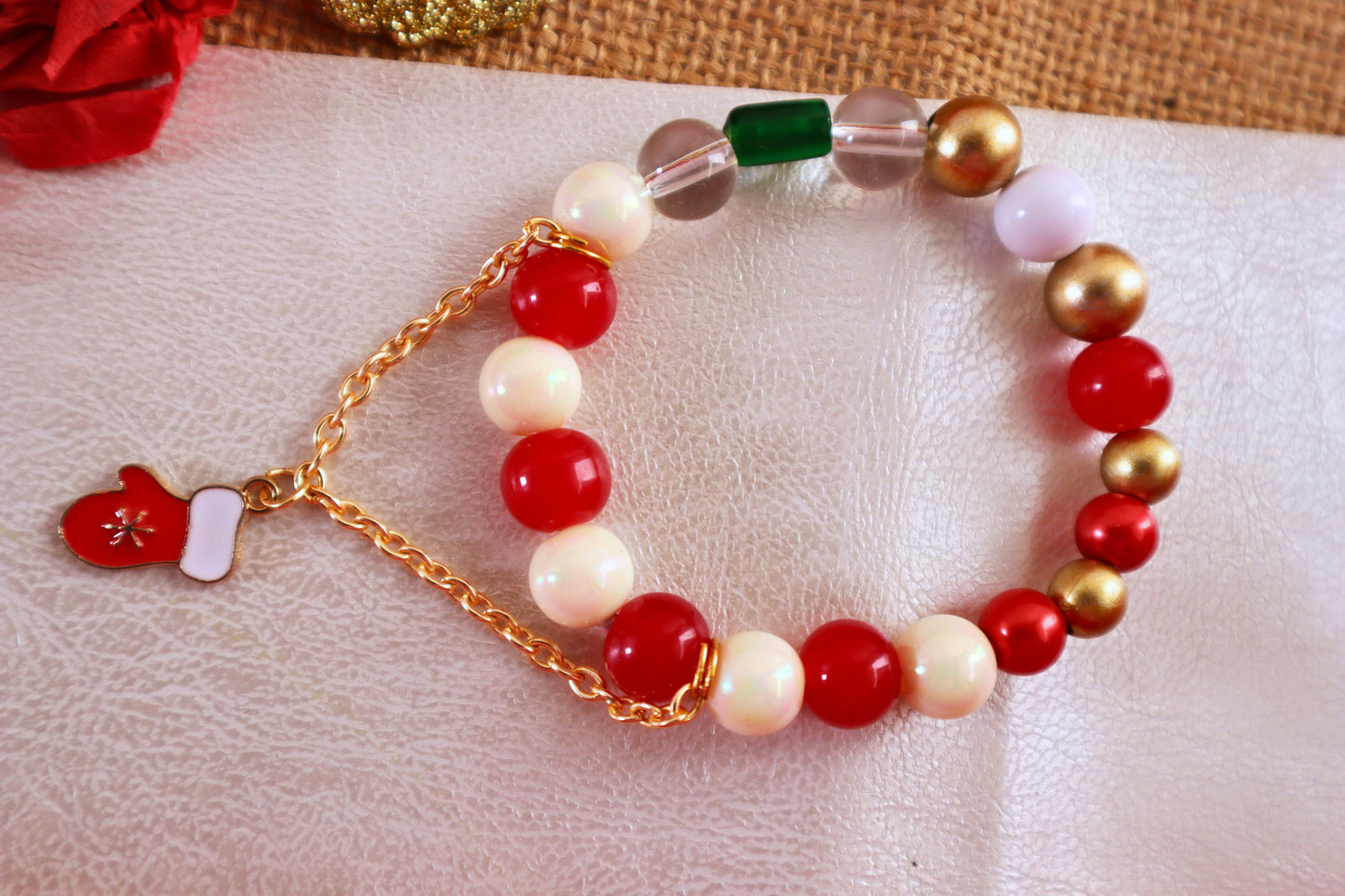 Kamule Christmas Santa Glove Pendant Beaded Stretch Bracelet - Red, Gold, White