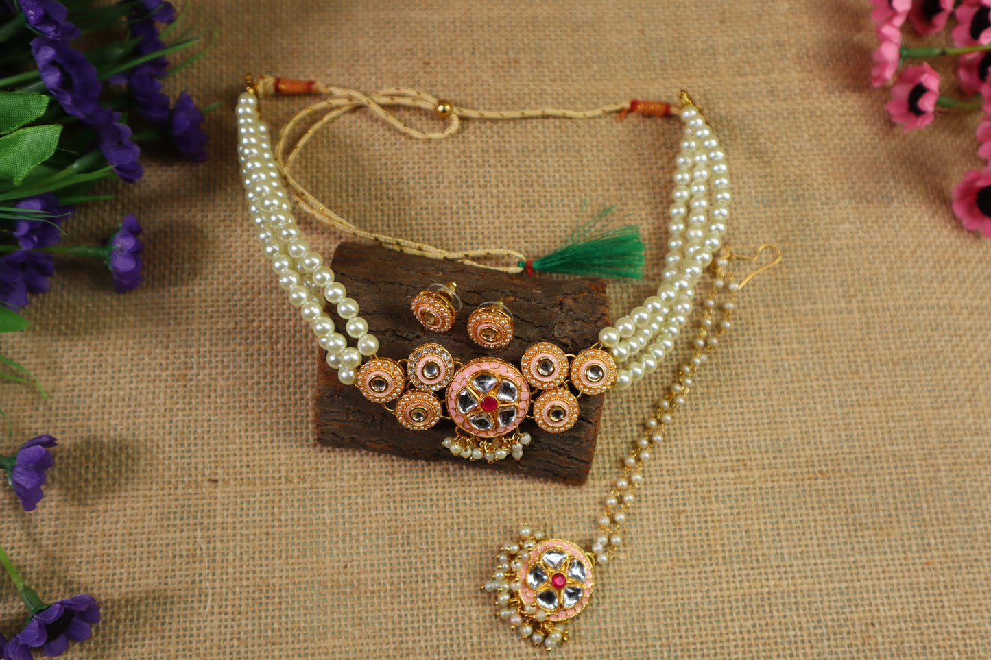 Kamule Enchanted Neck Adornments With Mang Tikka And Earring - Light Pink