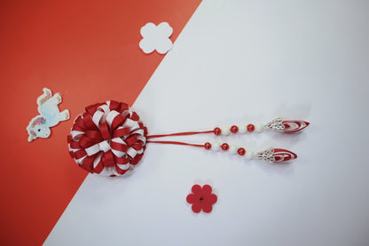 Kamule Bun Bow Flora Beads Hairclip Pack of 1 - Red-White