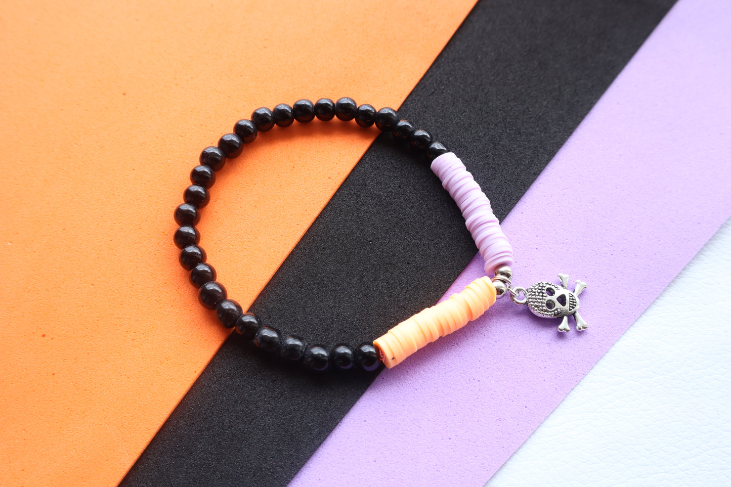 Kamule Halloween-Themed Skull-Embellished Gothic Charm Unisex Bracelet - Black