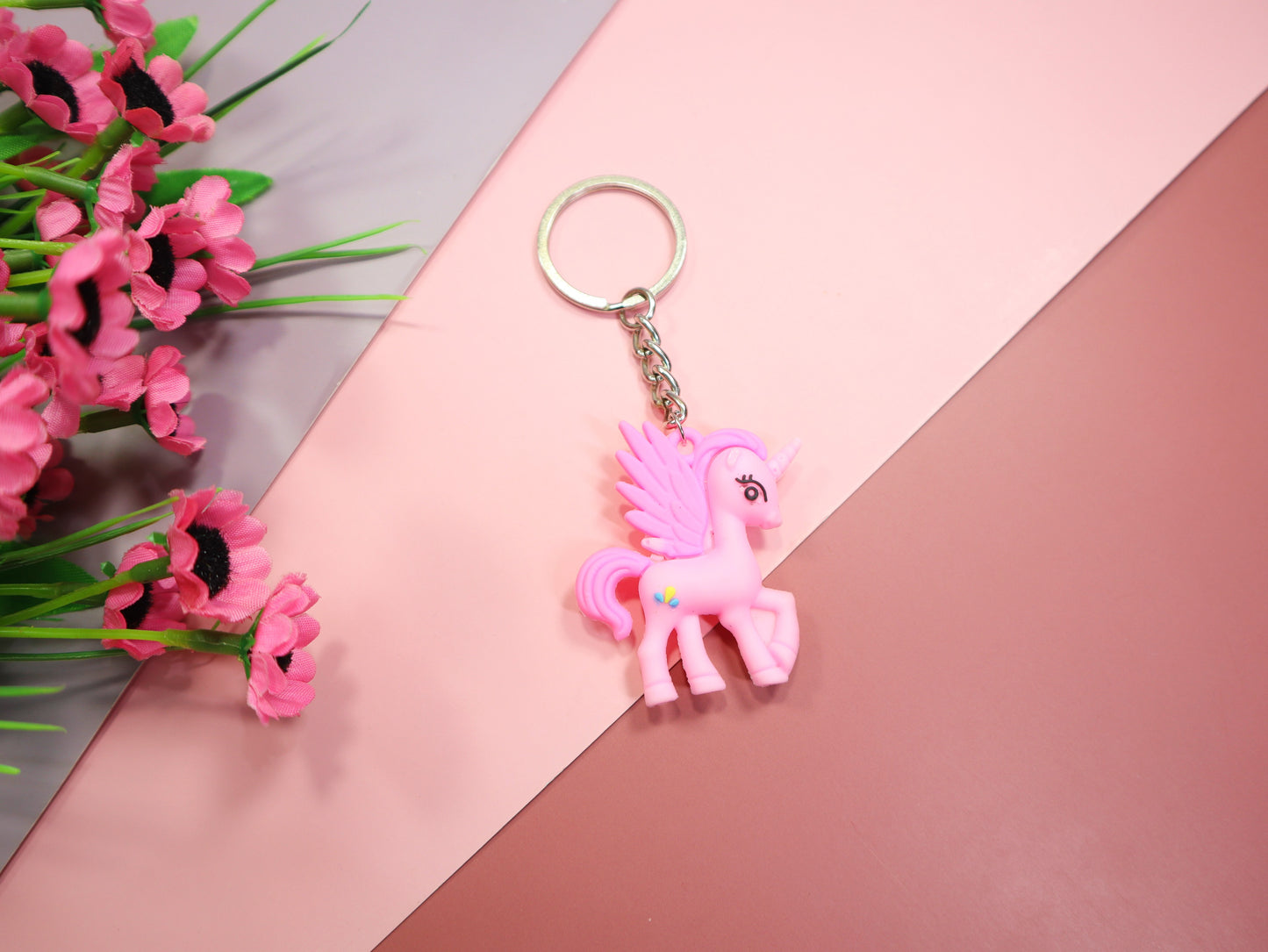 NEW Cartoon PVC Soft Glue Material Unicorn Keychain Buckle Pendant Girl Bag Car Key Pendant Children's Toys Small Gifts Keyring