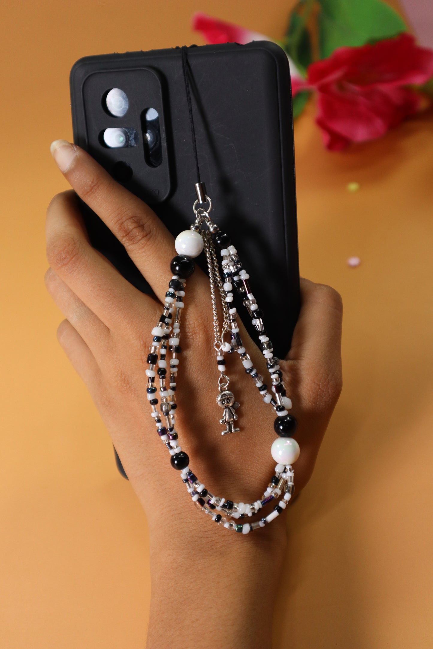 Kamule White & Black seed beads phone charm