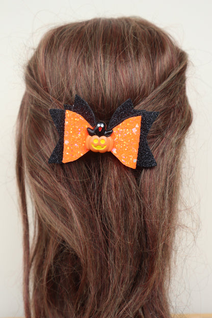 Kamule Halloween-Themed Pumpkin Embellished Bow Hair Clip - Orange, Purple
