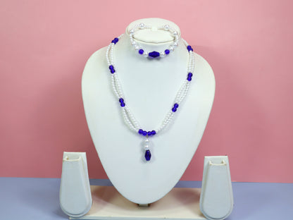 Kamule Blue & White Pendent Necklace and Bracelet