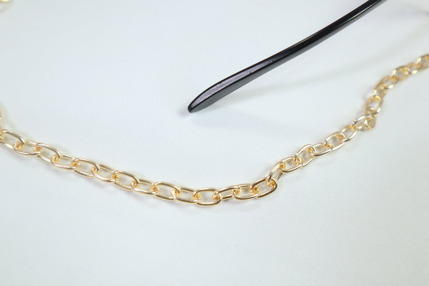 KAMULE IRON SPECTACLE CHAIN | SIZE 6MM- GOLDEN