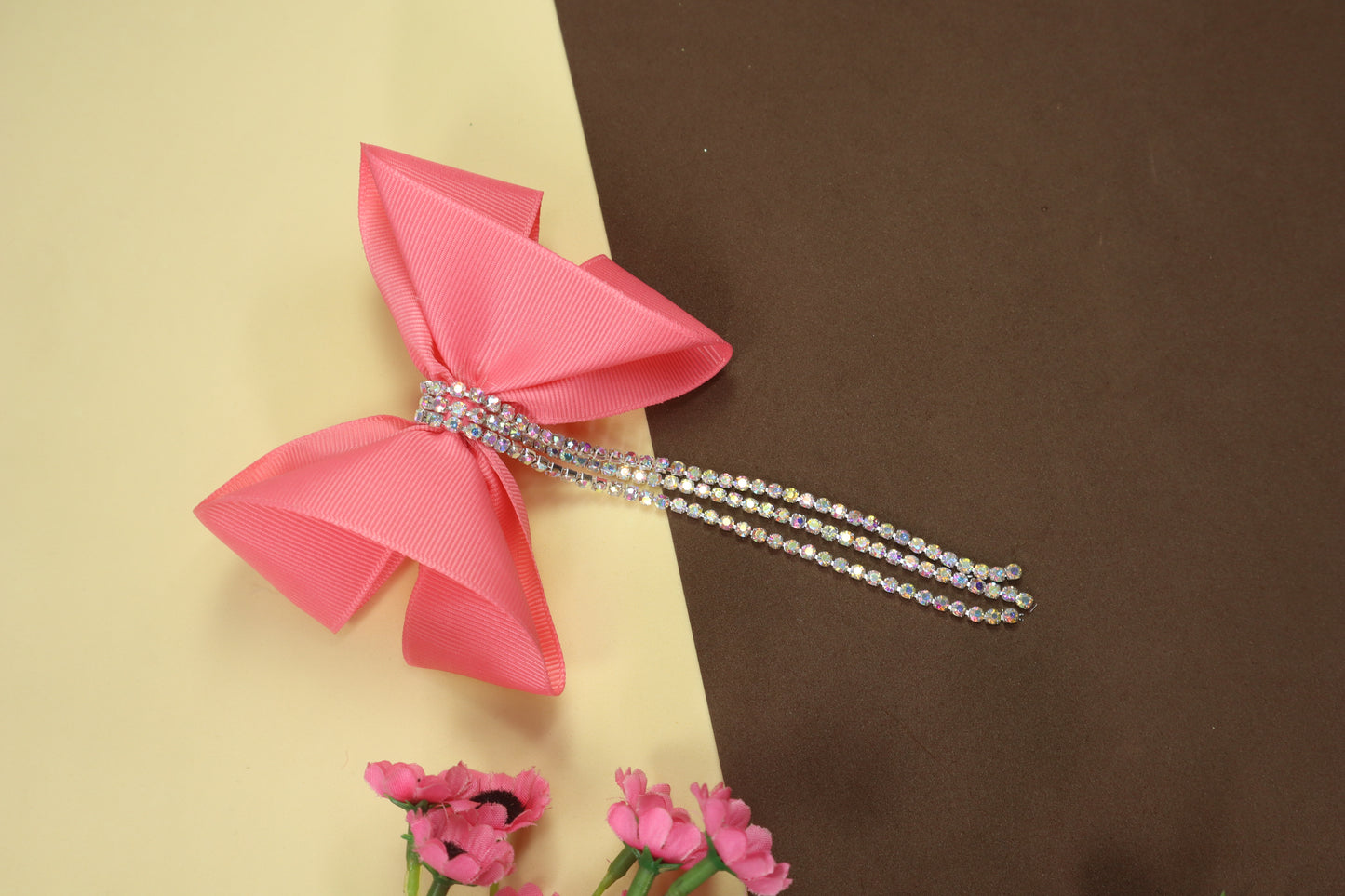 Stone Strings Embellished Detailed Bow Clip - Rose pink