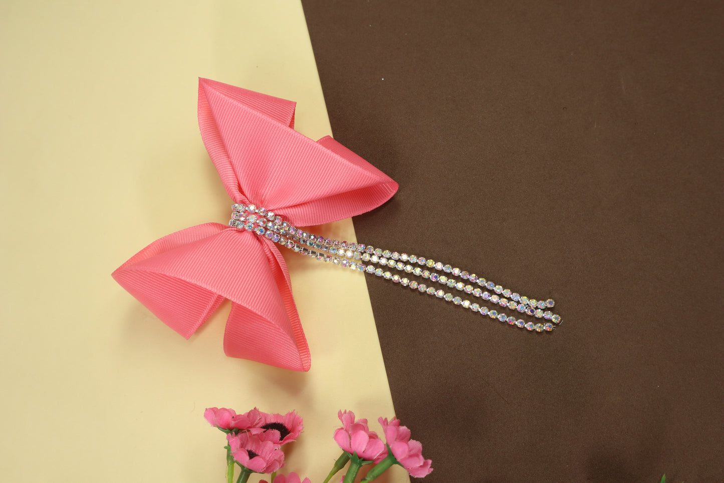 Stone Strings Embellished Detailed Bow Clip - Rose pink