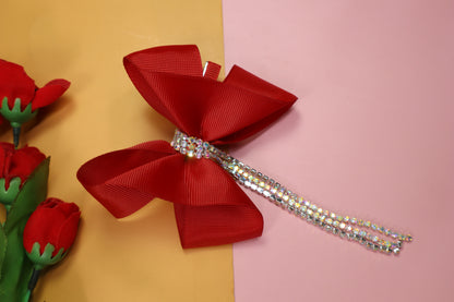 Stone Strings Embellished Detailed Bow Clip - Red