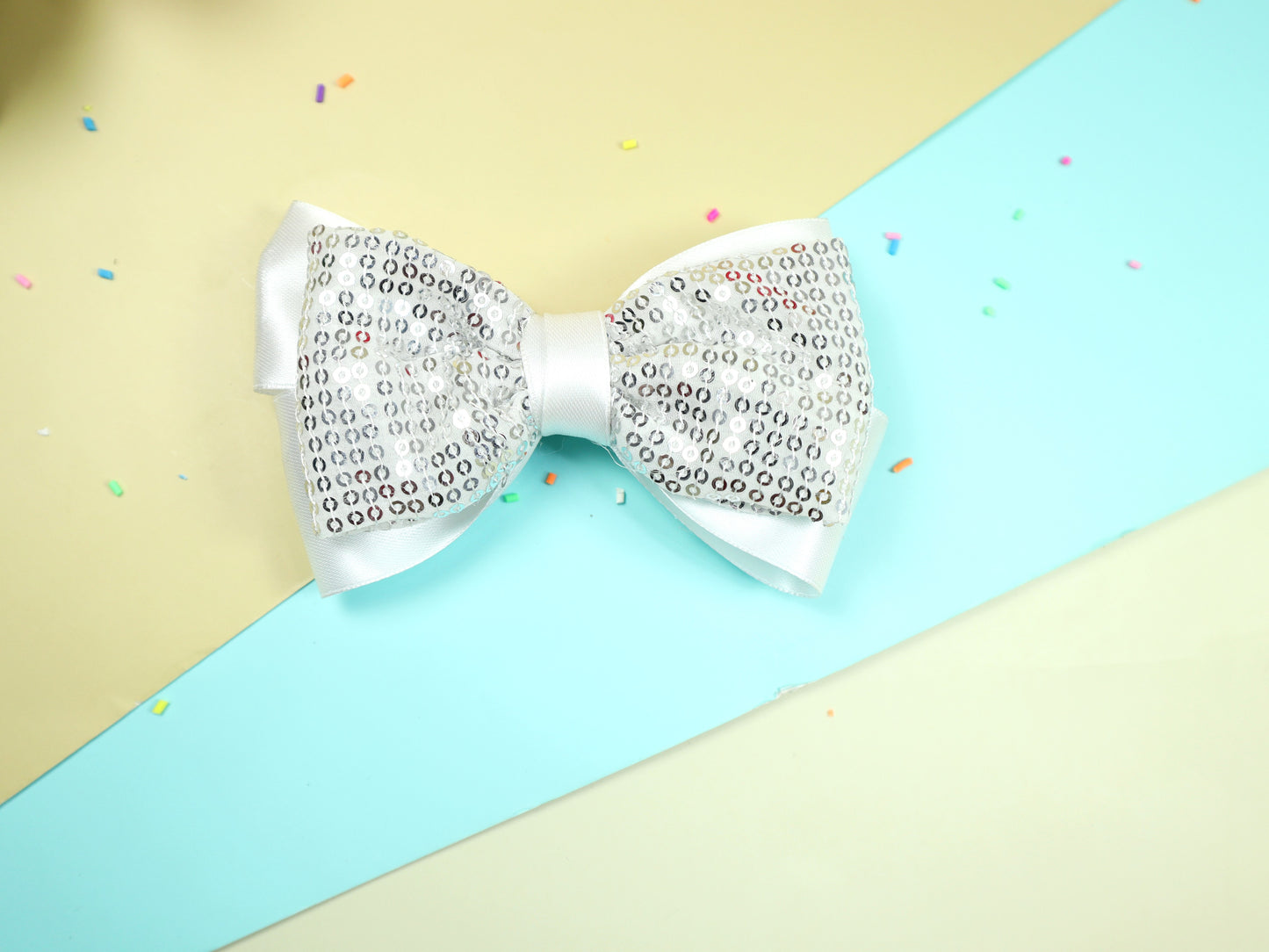 Kamule Sparkly Sequin Fabric Detailed Bow Set of 2 - White and Golden